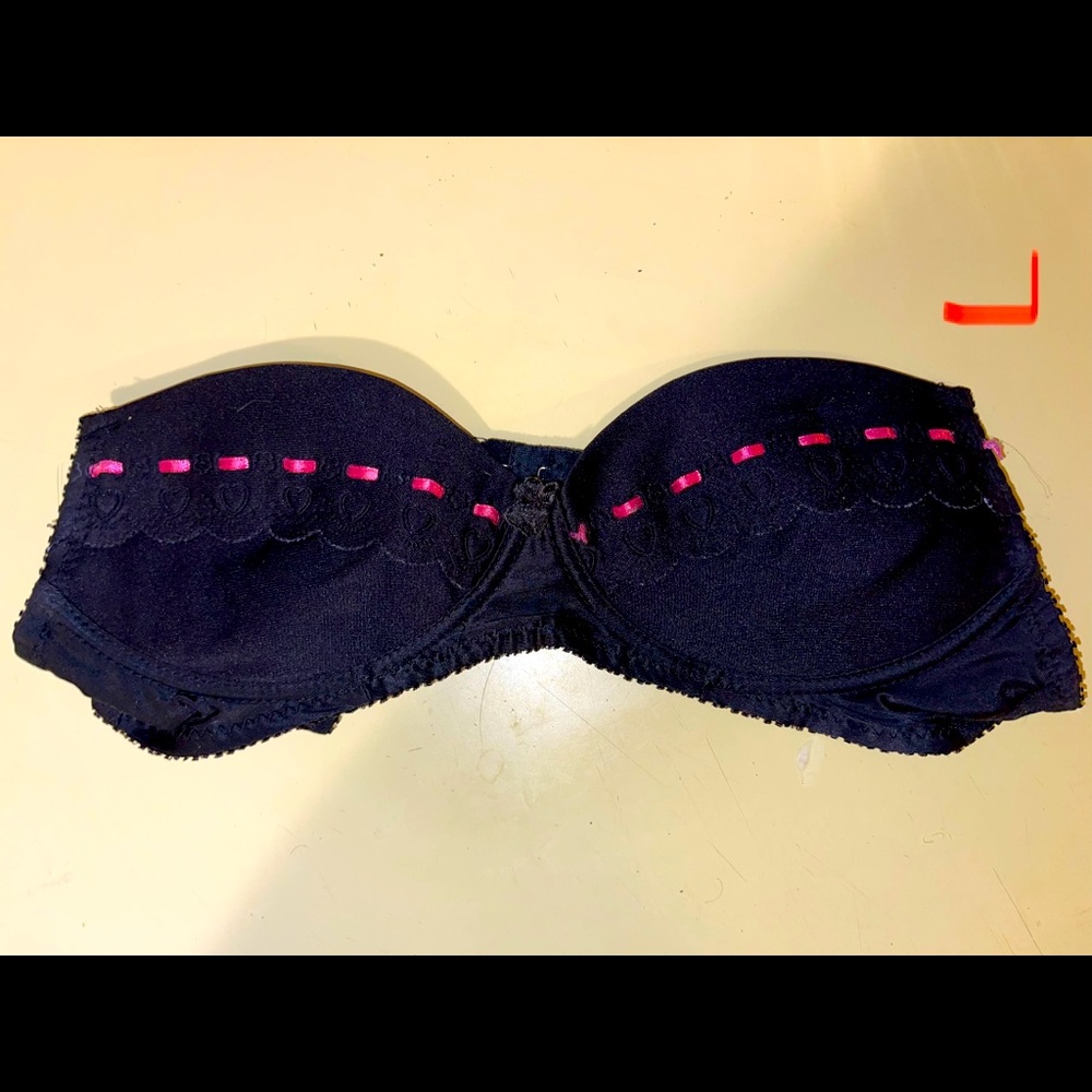 Strapless bra